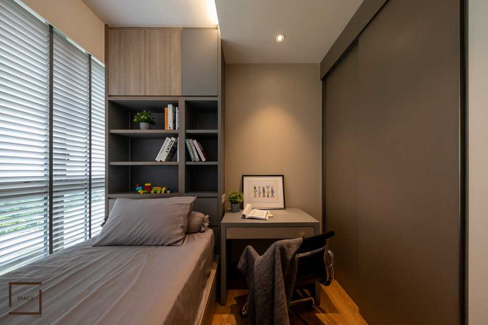 Modern Bedroom with Wardrobe and Sliding Wardrobe