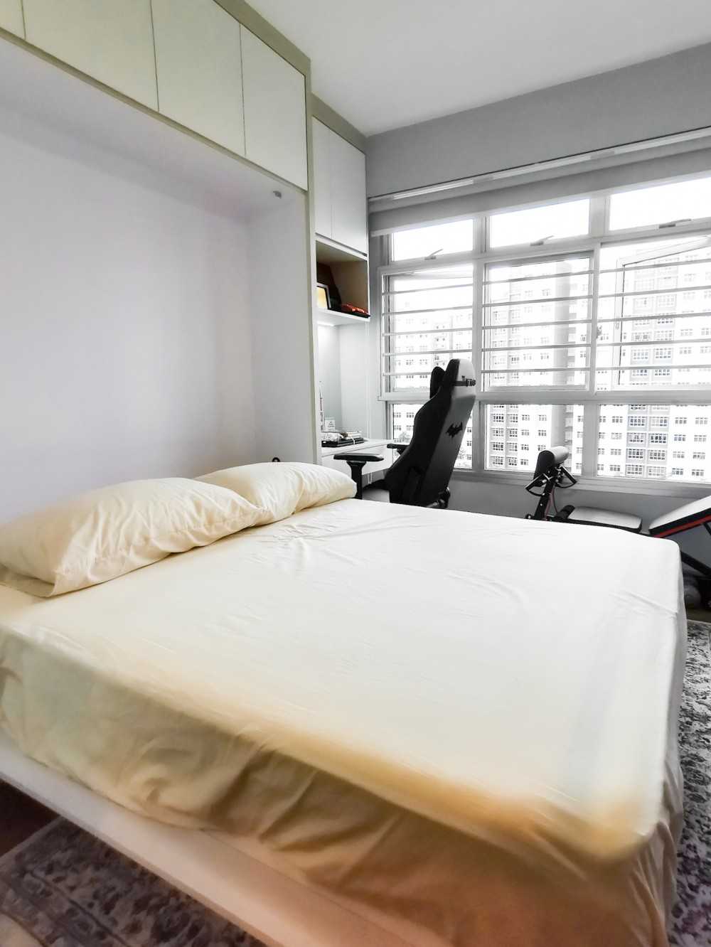 Contemporary Bedroom with Built-in Bed and Storage Cabinets