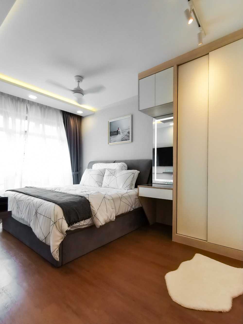 Contemporary Bedroom with Mirror and Cove Lighting