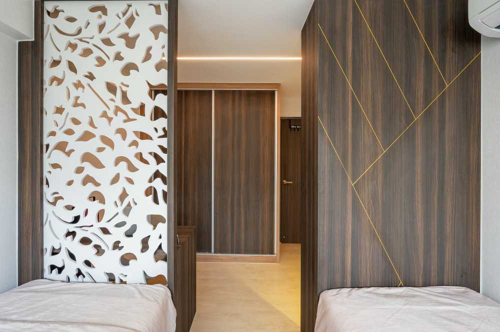 Contemporary Bedroom with Vinyl Flooring and Wardrobe