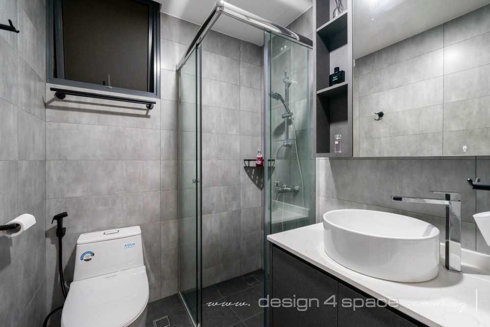 Contemporary Bathroom with Mirror and Shower Screen