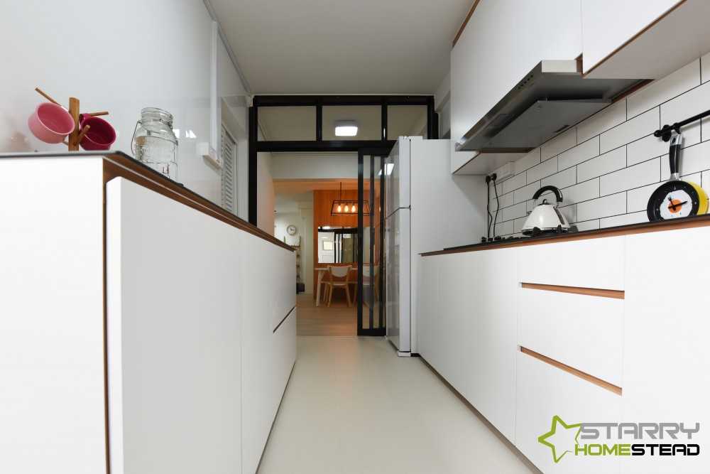 Scandinavian Kitchen with Kitchen Backsplash and Kitchen Cabinets