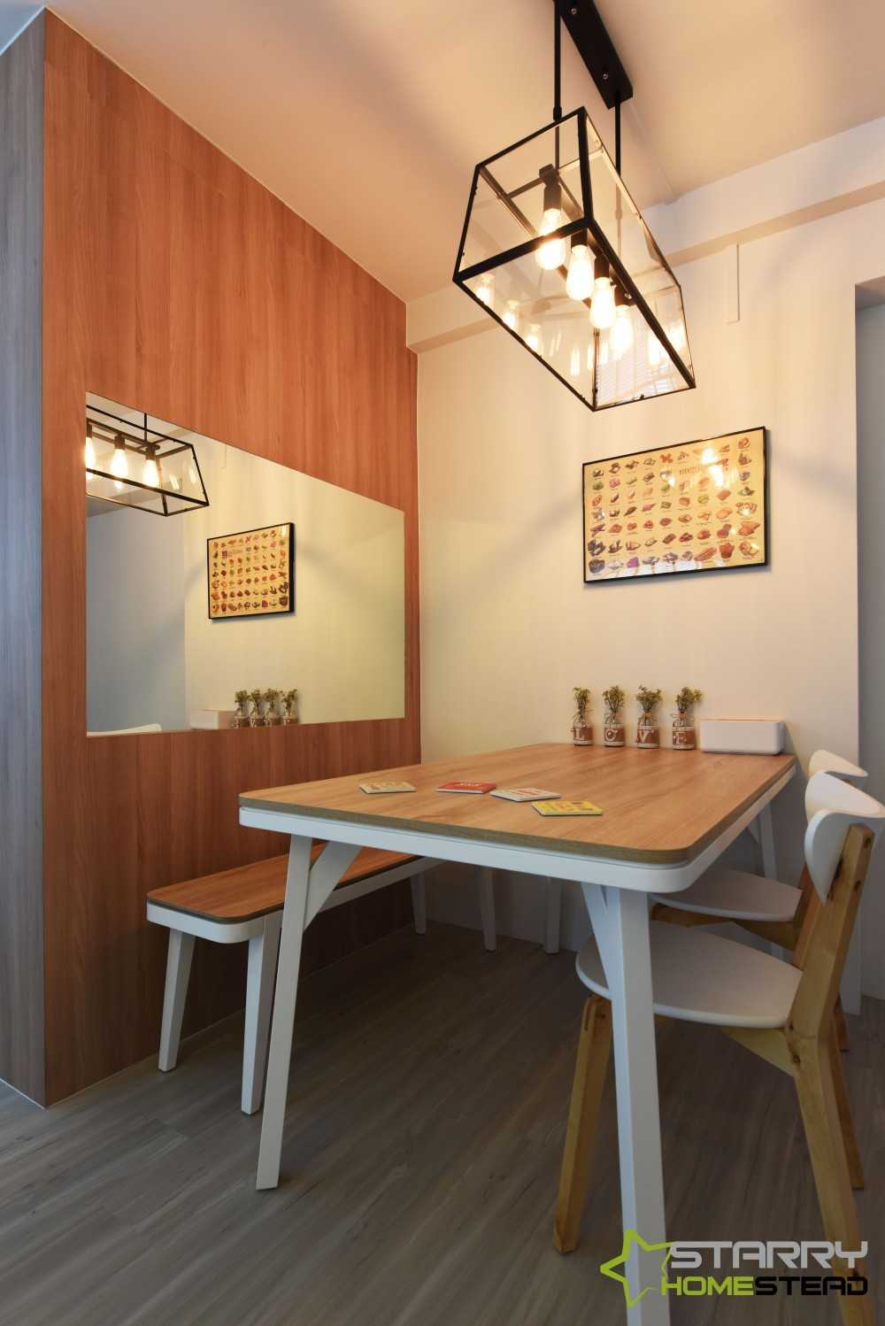 Scandinavian Dining Room with Mirror and Dining Table