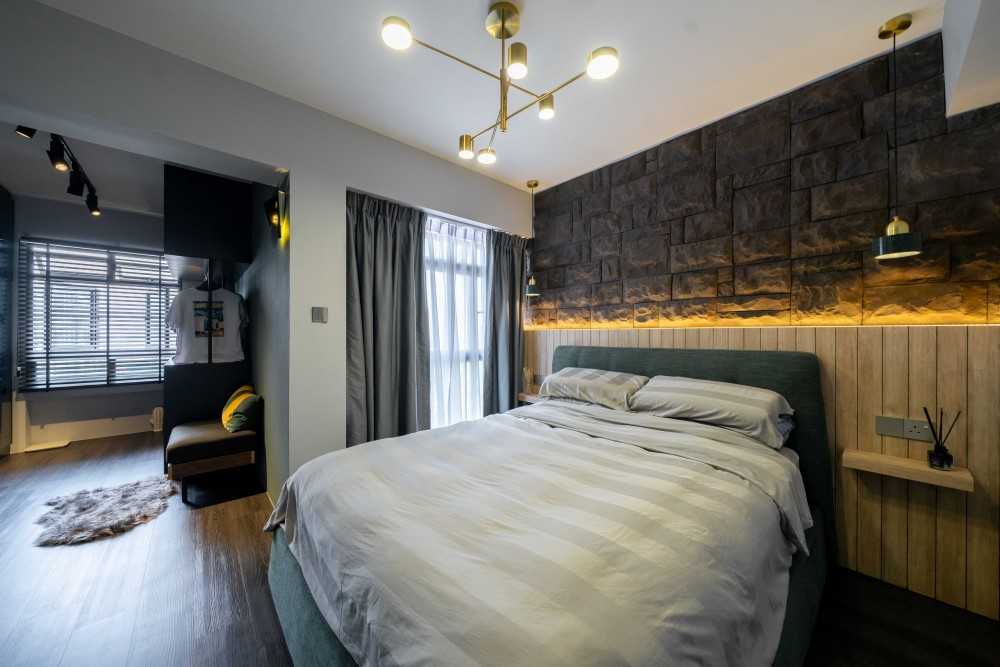 Industrial Bedroom with Vinyl Flooring and Drop Light