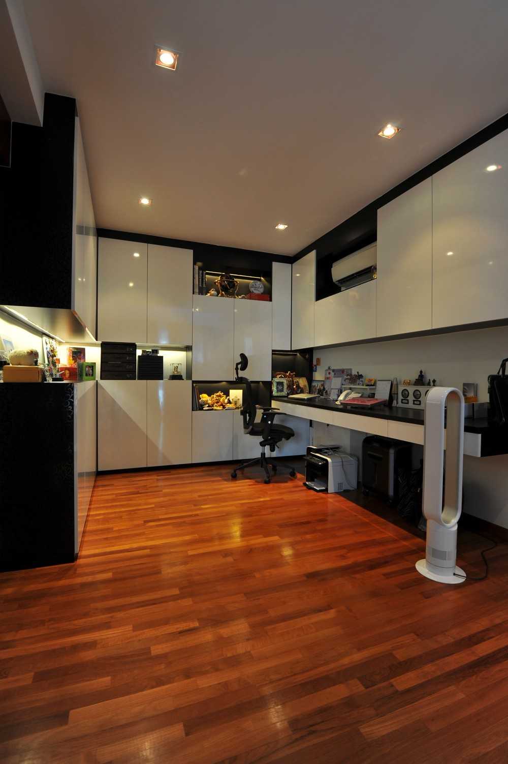 Minimalist Study with Bookshelf and Ceiling Light