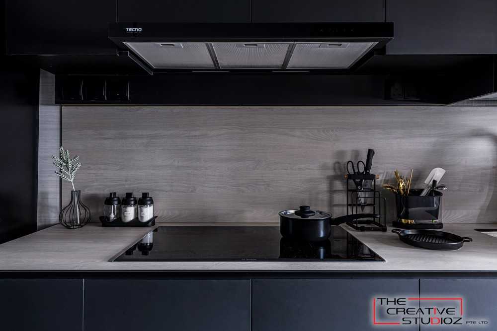 Scandinavian Kitchen with Countertop and Kitchen Backsplash