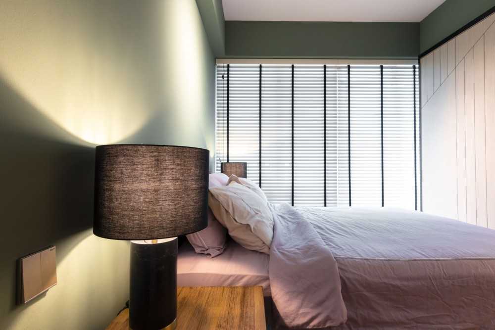 Contemporary Bedroom with Bay Window and Wardrobe