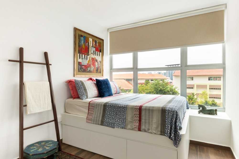 Scandinavian Bedroom with Platform Bed and Vinyl Flooring