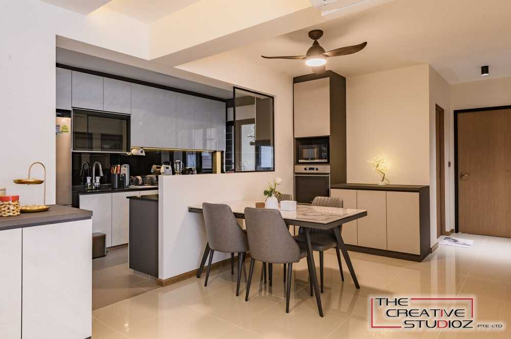 Modern Dining Room with Dining Table and Dining Chairs
