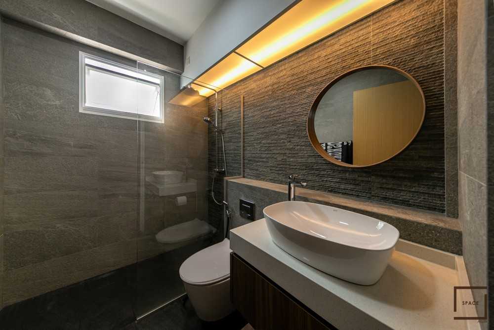 Contemporary Bathroom with Bathroom Storage and Showers