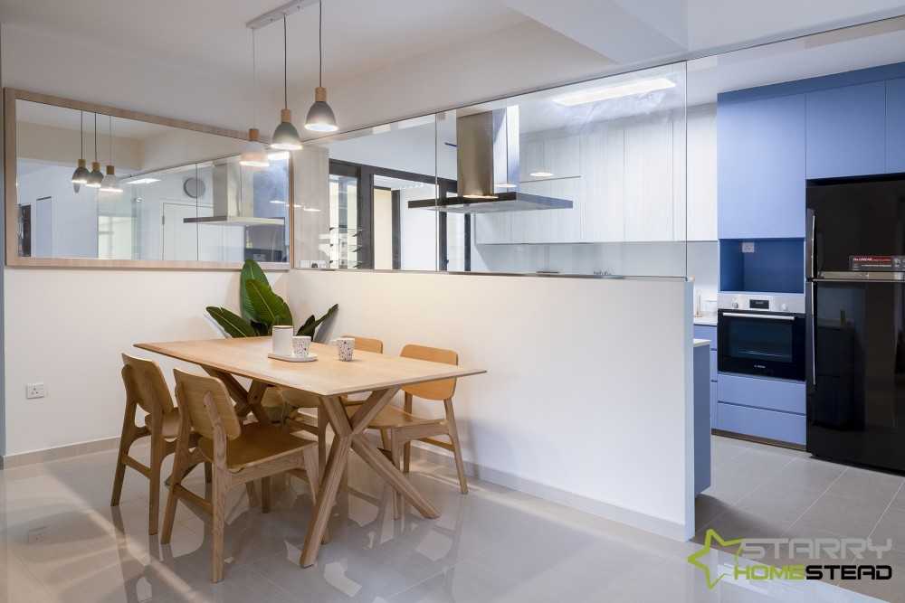 Scandinavian Dining Room with Dining Table and Dining Chairs