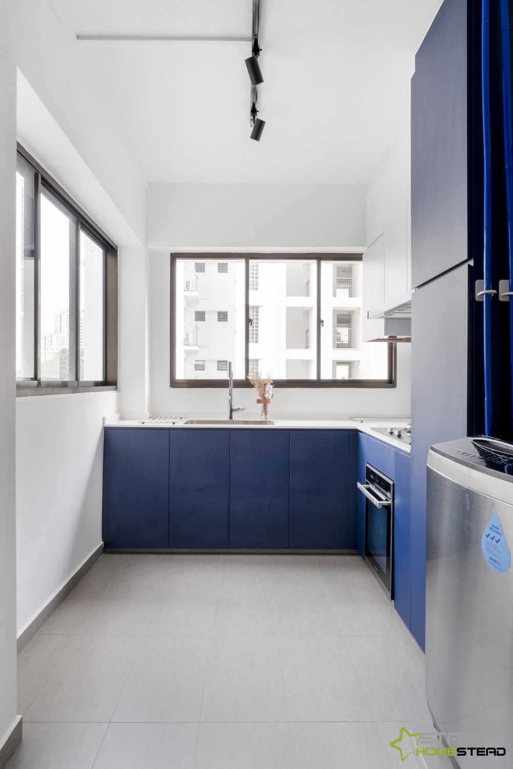 Eclectic Kitchen with Kitchen Accessories and Kitchen Cabinets