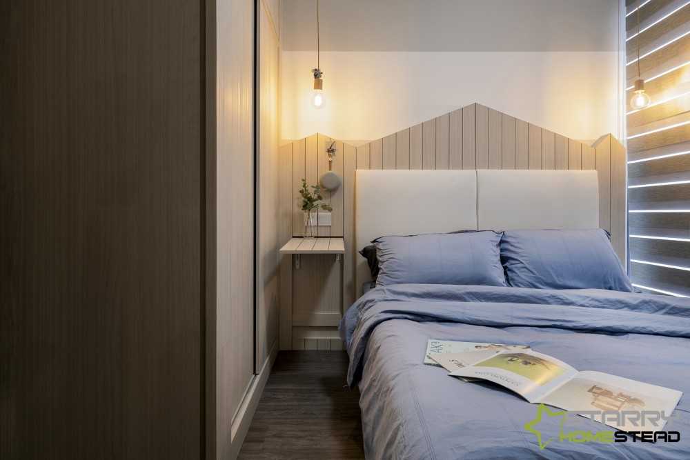 Eclectic Bedroom with Bed and Platform