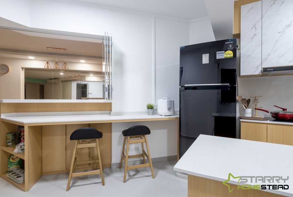 Scandinavian Kitchen with Kitchen Island and Kitchen Cabinets