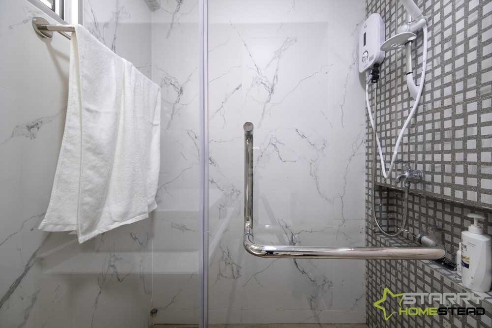 Modern Bathroom with Shower Screen and Showers