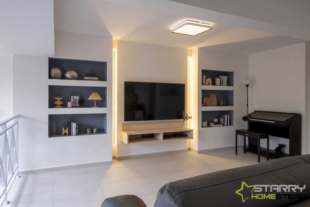 Modern Living Room with Sofa and TV