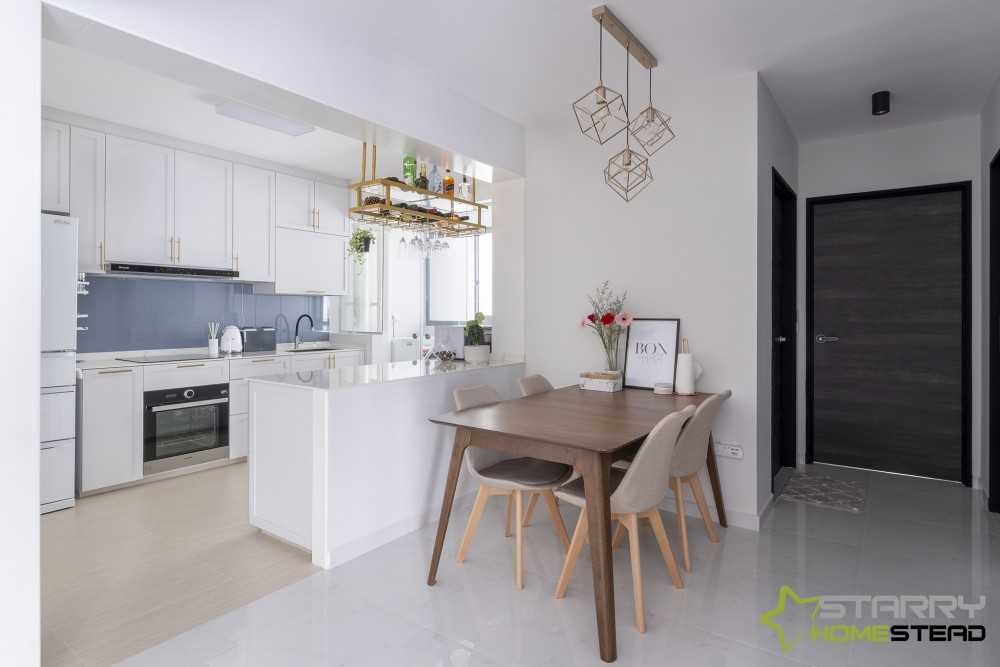 Modern Dining Room with Dining Table and Dining Chairs
