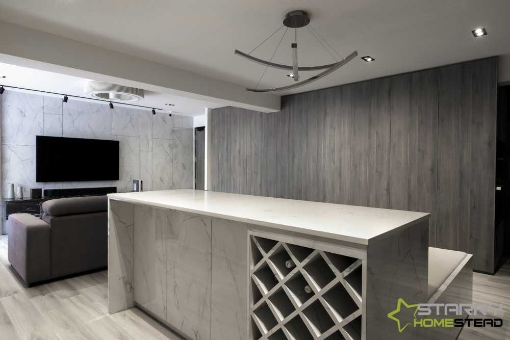Contemporary Dining Room with Dining Table and Rectangular Dining Table