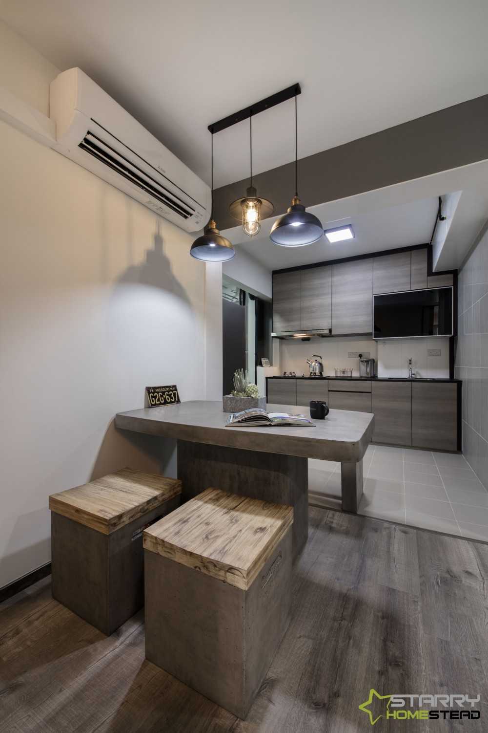 Modern Dining Room with Dining Table and Dining Chairs
