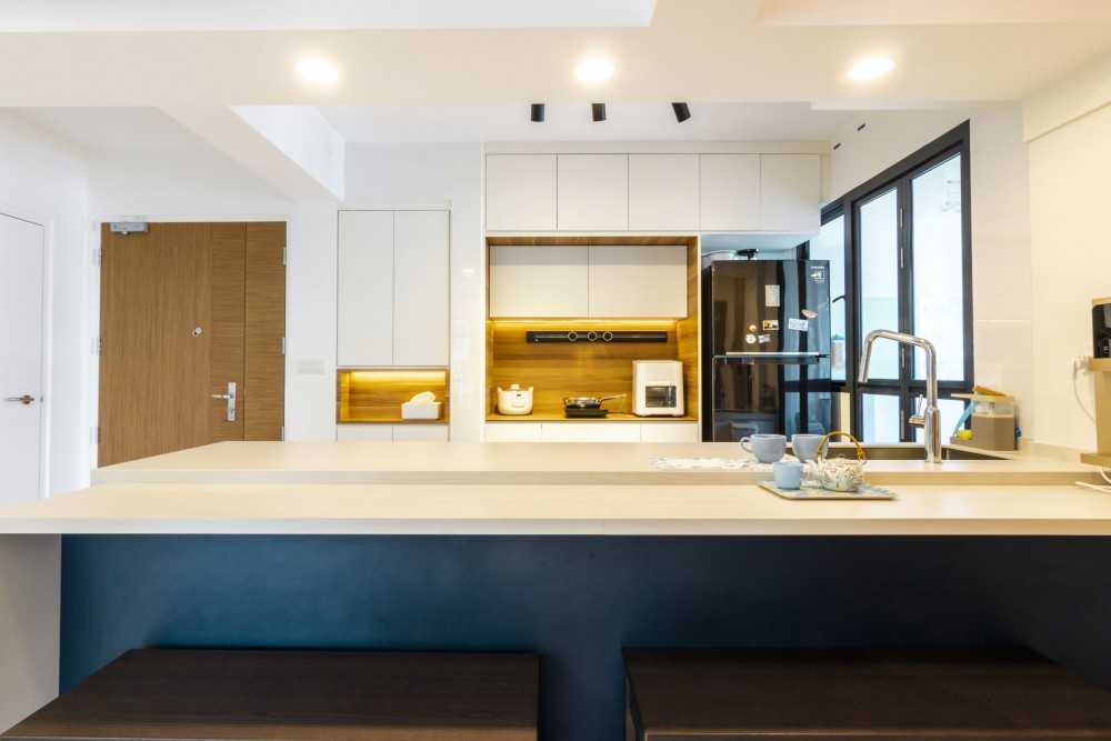 Scandinavian Kitchen with Countertop and Kitchen Island