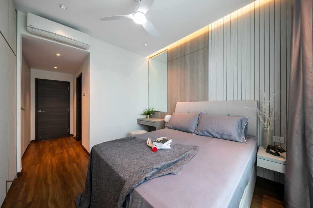 Contemporary Bedroom with Wardrobe and Sliding Wardrobe