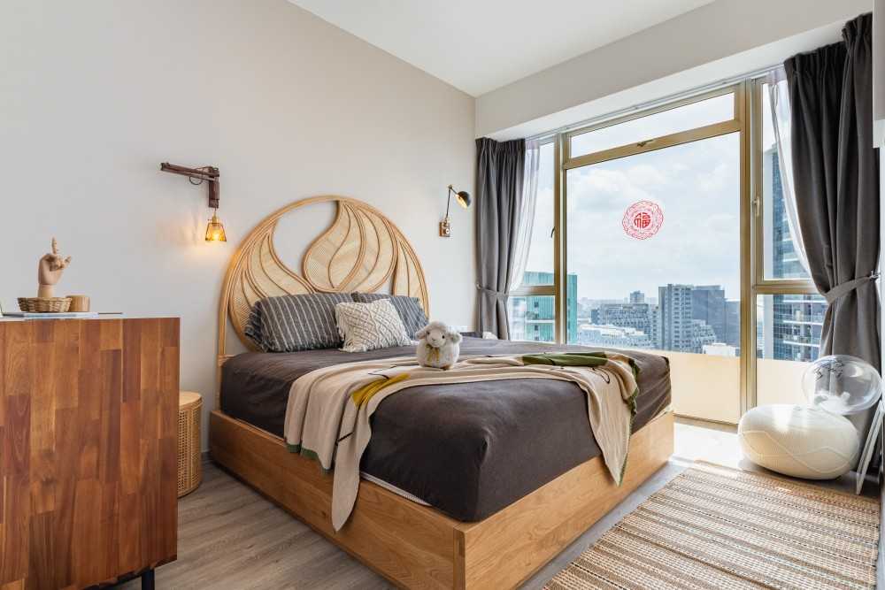 Scandinavian Bedroom with Vinyl Flooring and Bay Window