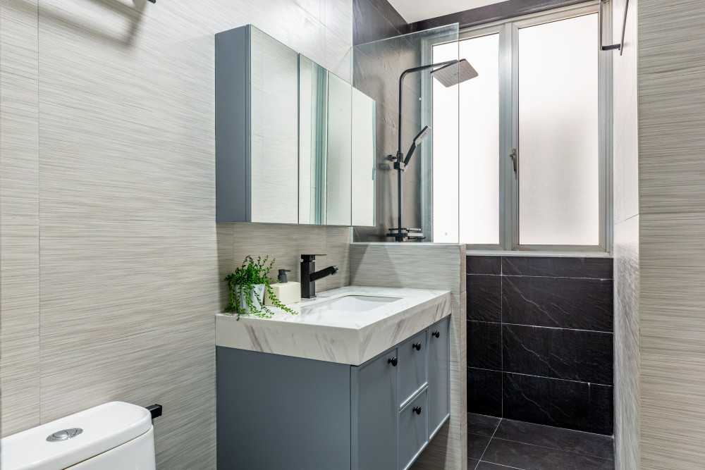 Scandinavian Bathroom with Countertop and Mirror