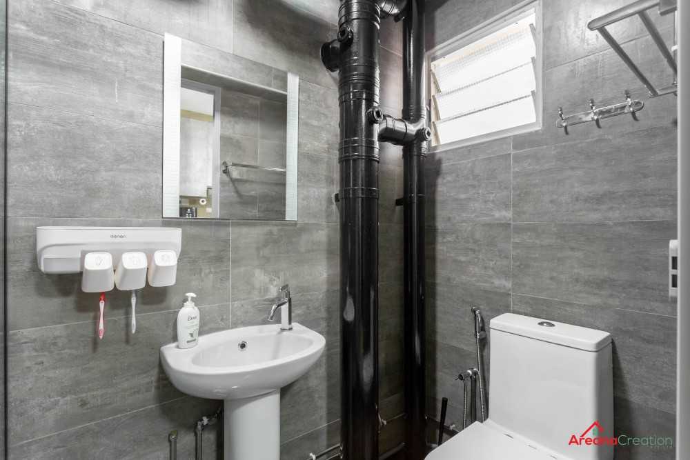 Industrial Bathroom with Homogeneous Tiles and Bathroom Storage