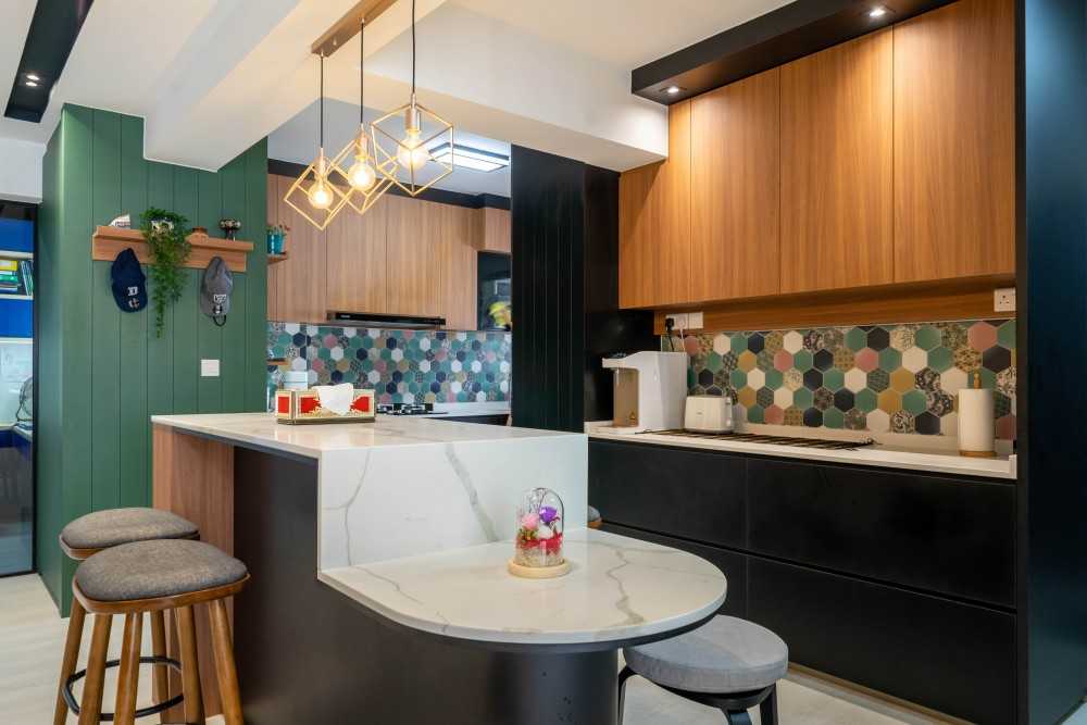 Modern Kitchen with Vinyl Flooring and Wood Flooring