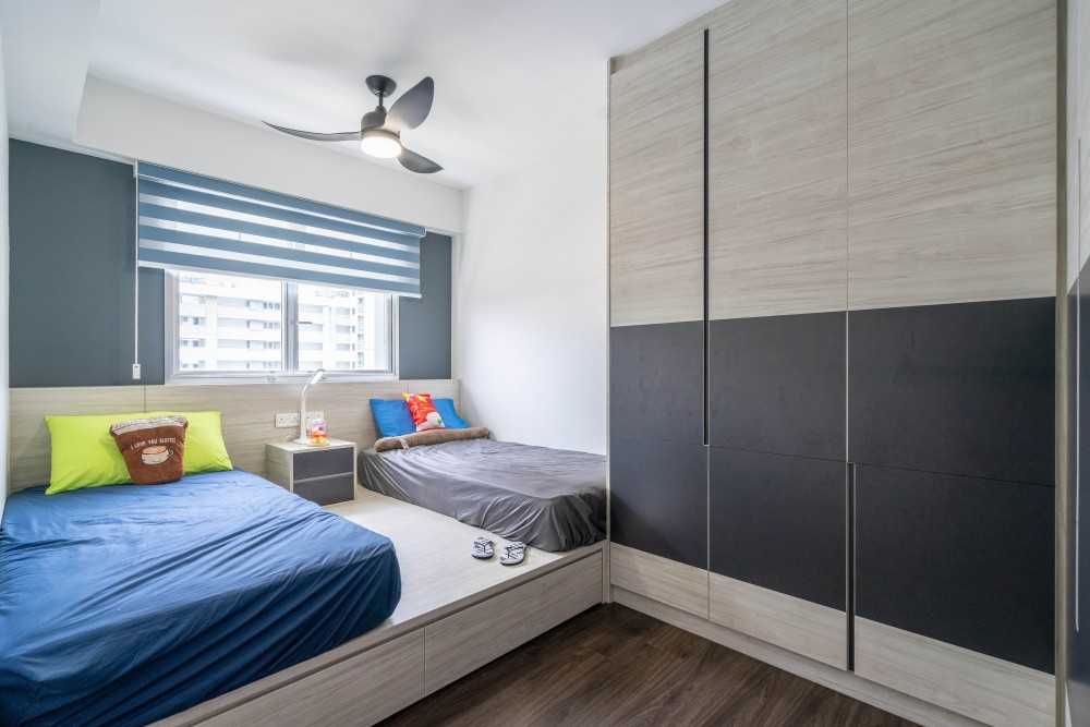 Modern Bedroom with Wood Flooring and Wardrobe