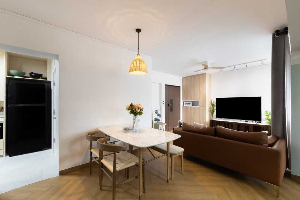 Scandinavian Dining Room with Chandelier and Dining Table