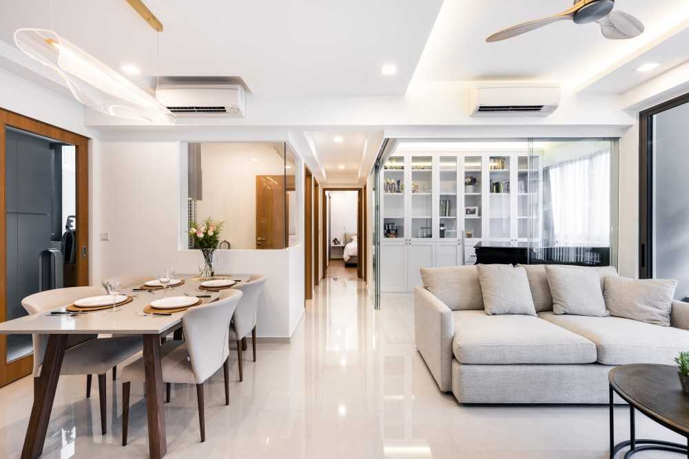 Minimalist Living Room with Sofa and Dining Table