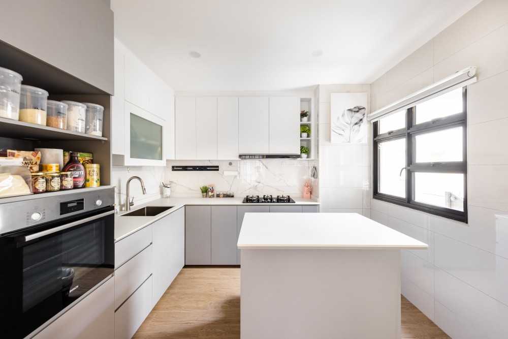 Scandinavian Kitchen with Countertop and Kitchen Island