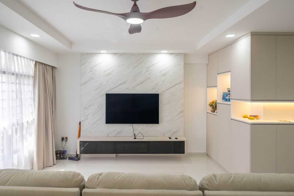 Minimalist Living Room with Feature Wall and Sofa