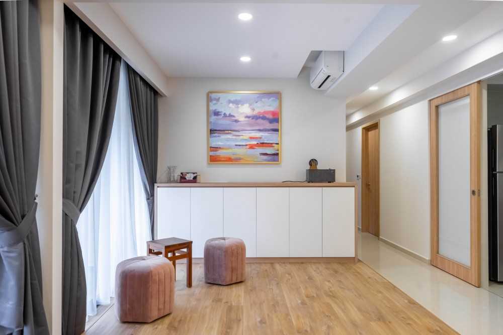 Modern Living Room with Wood Flooring and Feature Wall