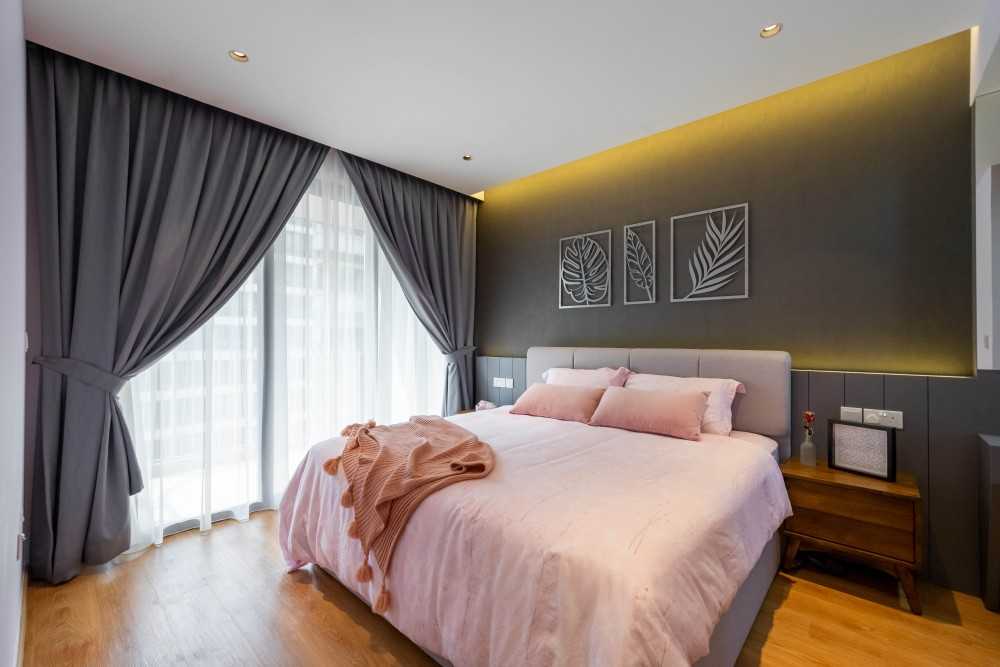 Modern Bedroom with Feature Wall and Drop Ceiling