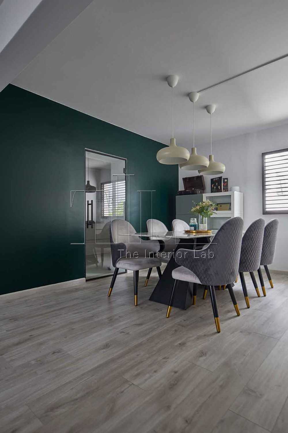Contemporary Dining Room with Vinyl Flooring and Feature Wall