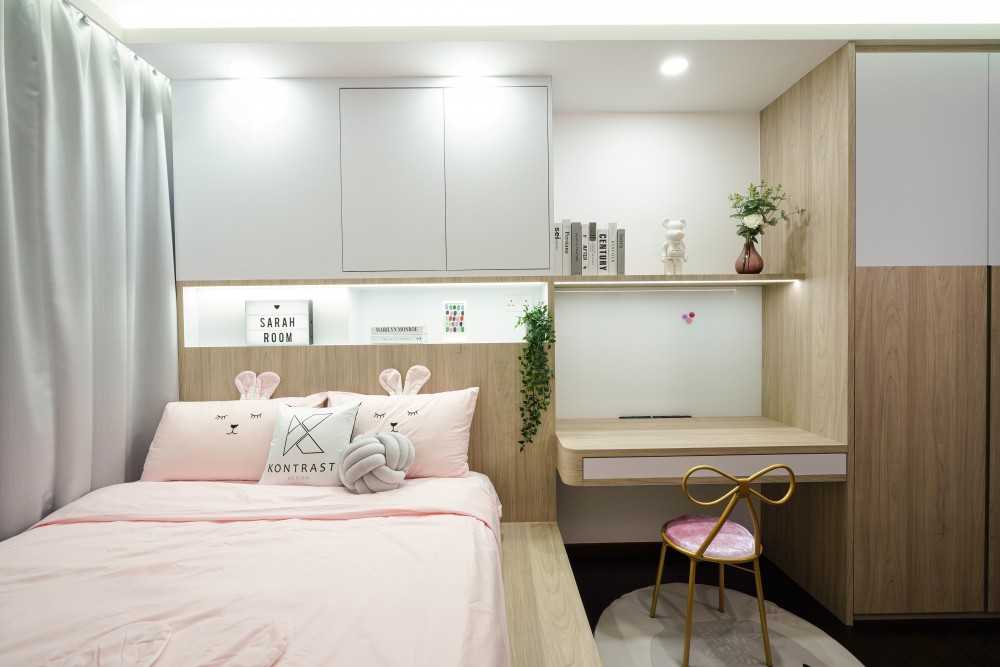 Scandinavian Kids Room with Bookshelf and Platform Bed