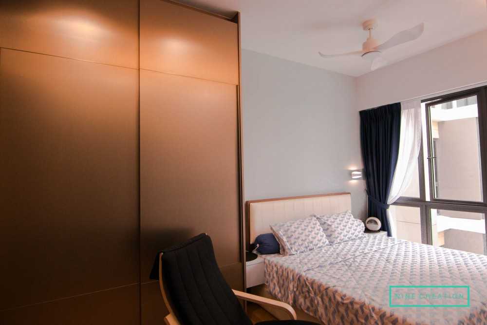 Contemporary Bedroom with Wardrobe and Sliding Wardrobe