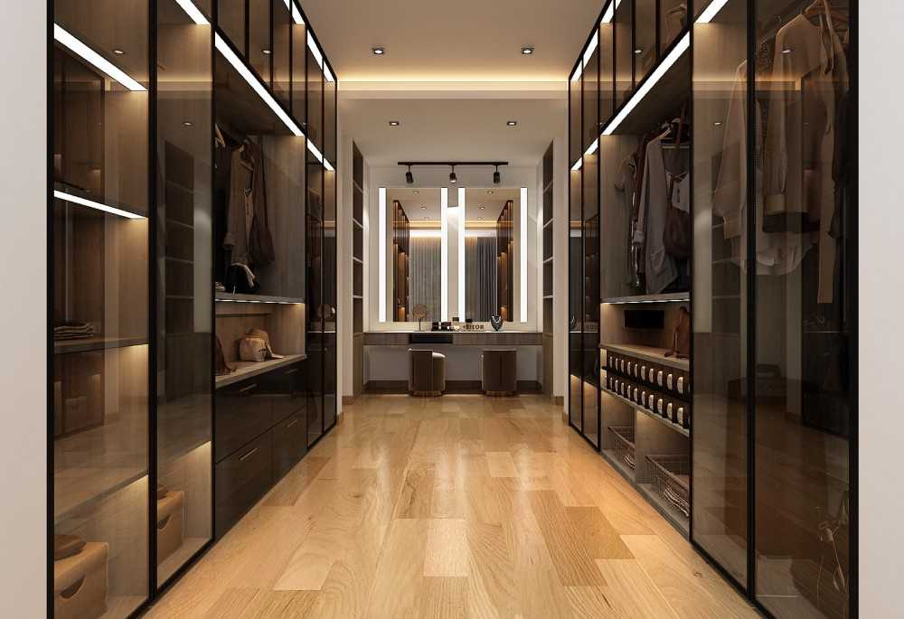 Contemporary Walk-in Wardrobe with Mirror and Wardrobe