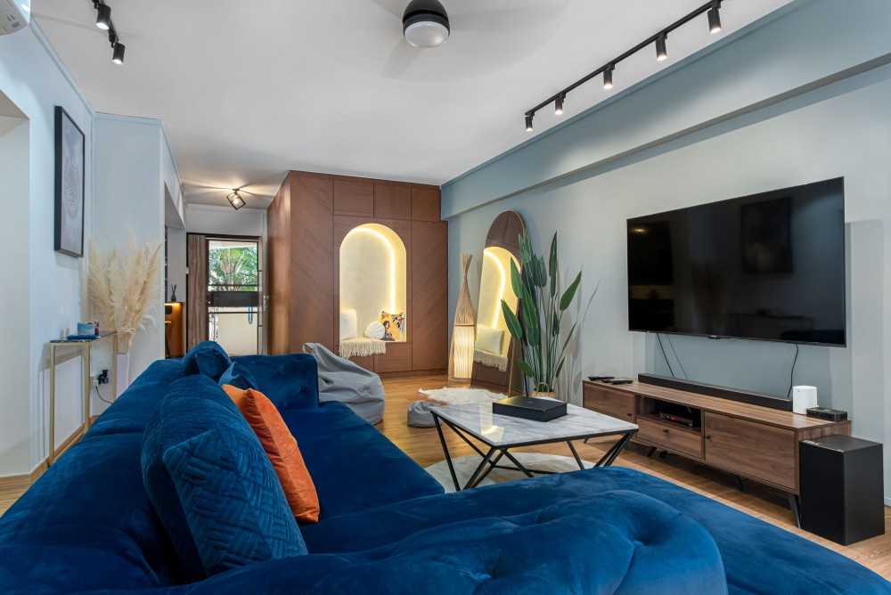 Eclectic Living Room with Bookshelf and Vinyl Flooring