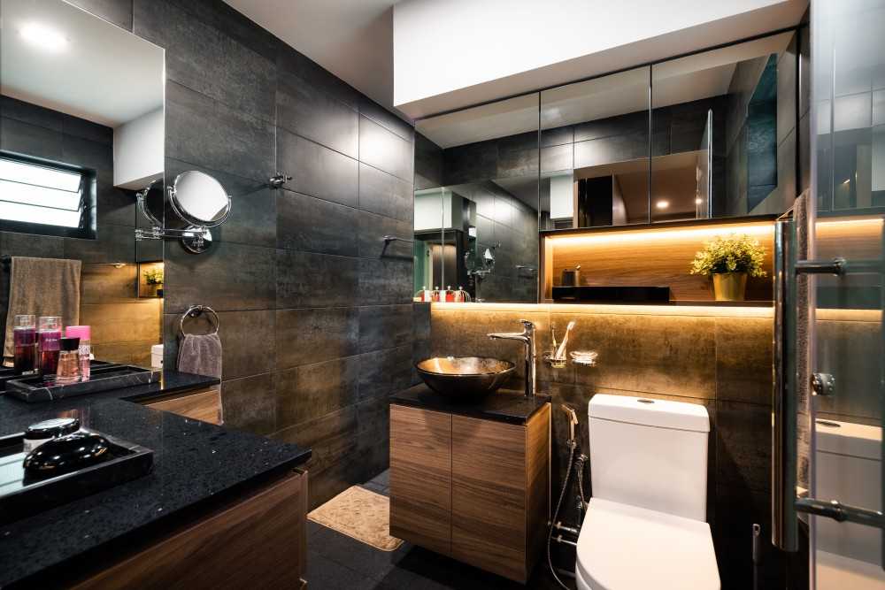 Contemporary Bathroom with Countertop and Granite Floor