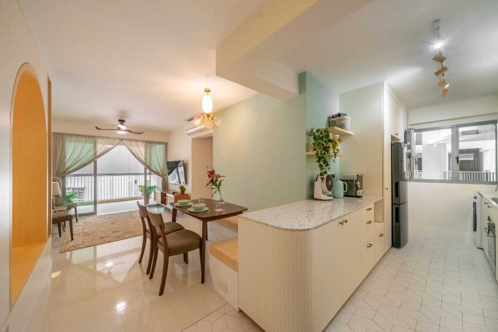 Minimalist Kitchen with Countertop and Homogeneous Tiles