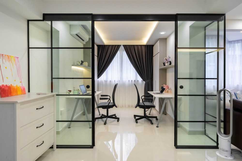 Contemporary Office with Bookshelf and Desk