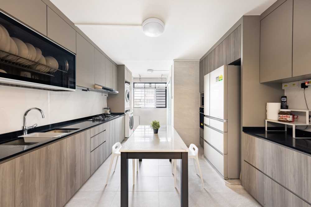 Scandinavian Kitchen with Countertop and Homogeneous Tiles