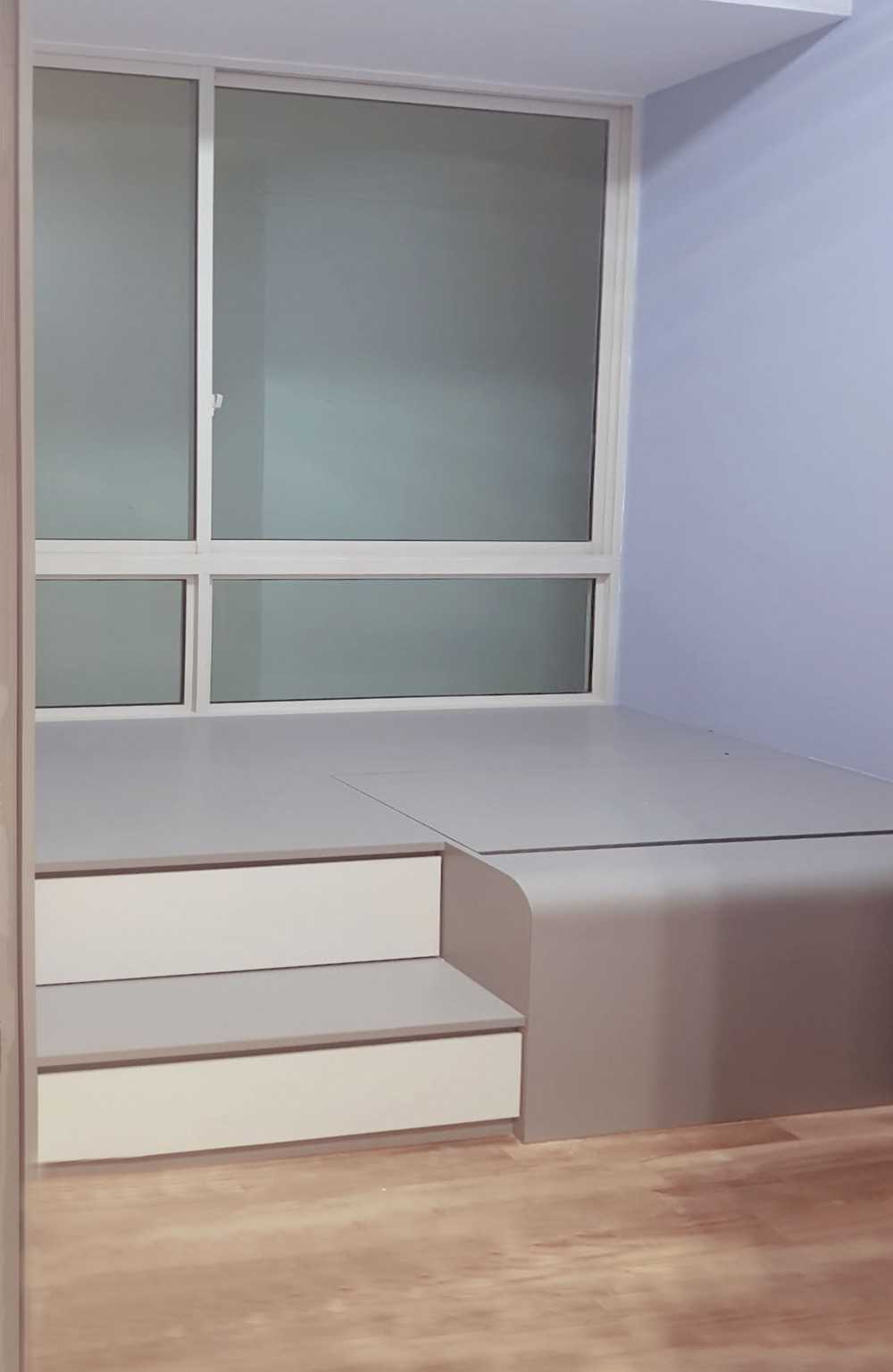 Modern Bedroom with Platform Bed and Wood Flooring