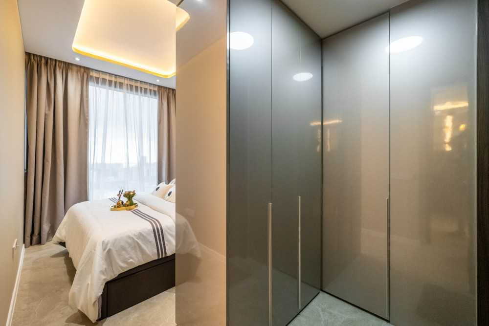 Modern Bedroom with Vinyl Flooring and Cove Lighting