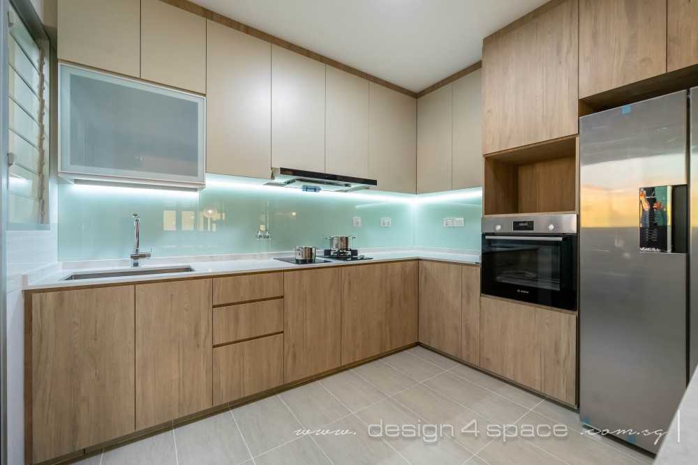 Contemporary Kitchen with Homogeneous Tiles and Kitchen Island