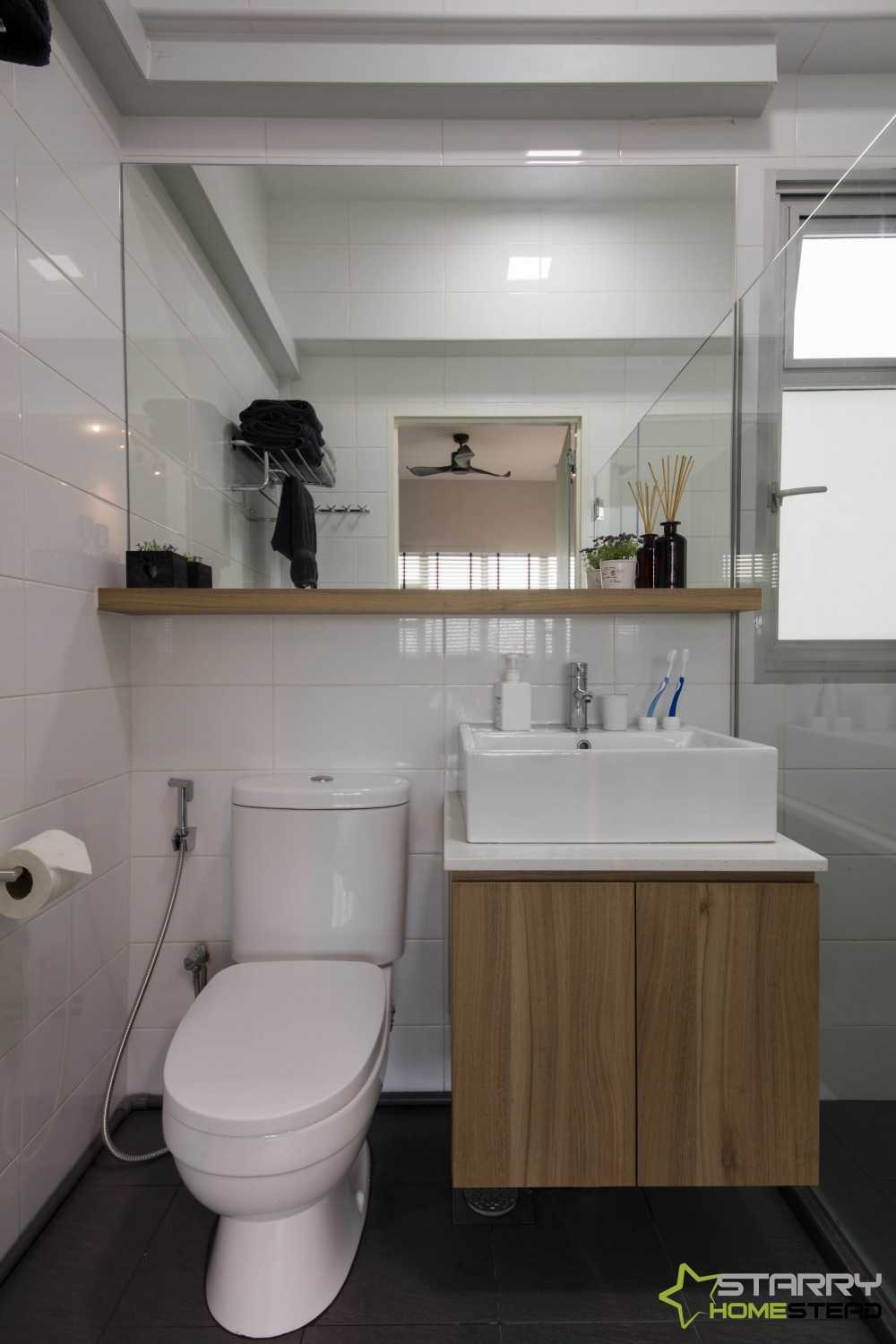 Industrial Bathroom with Mirror and Vanity Counter