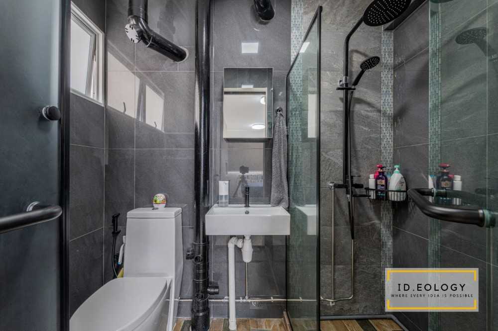 Scandinavian Bathroom with Mirror and Shower Screen